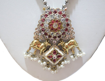 Kundan pink white Jewellery Set SIVA by Anika