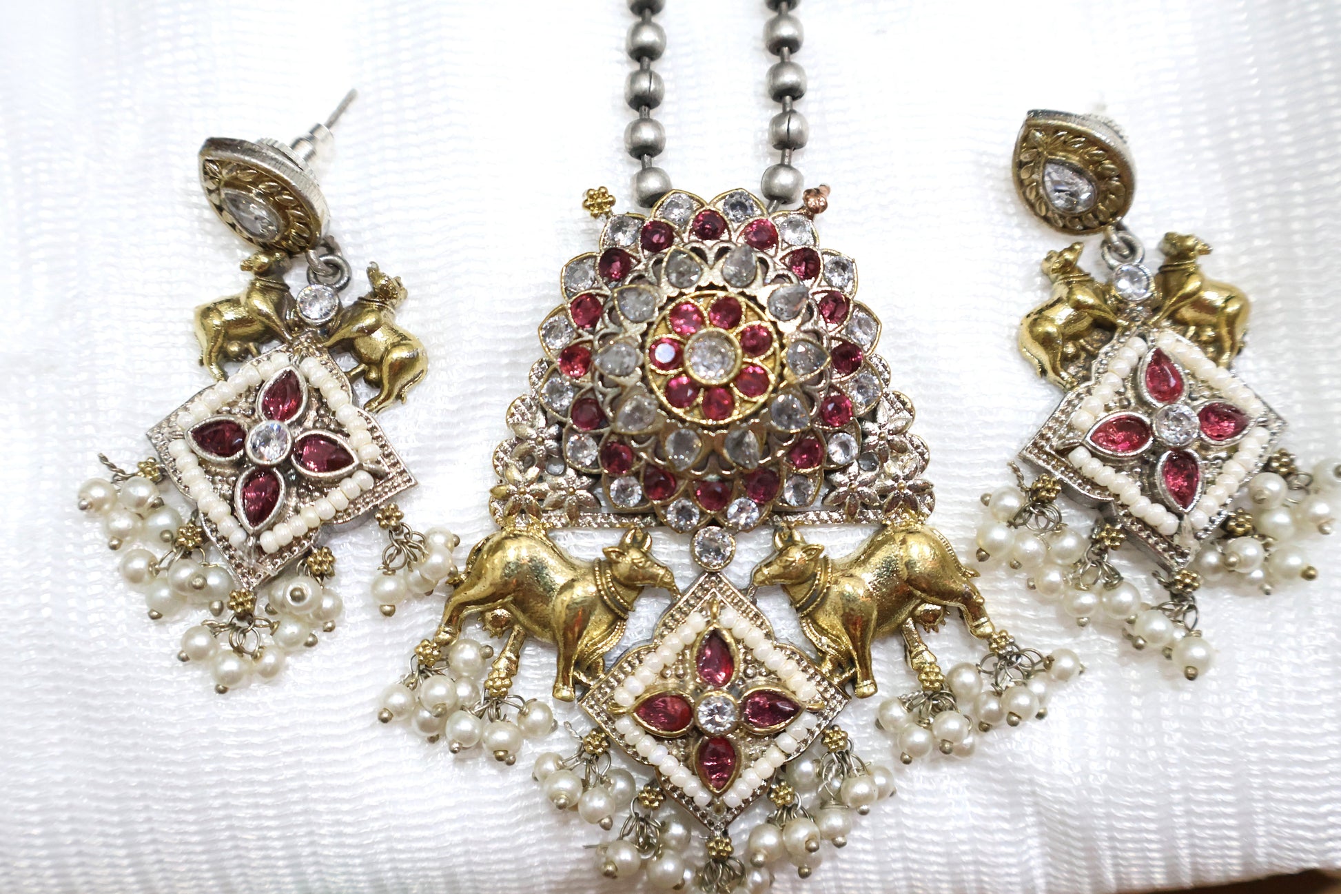 Kundan pink white Jewellery Set SIVA by Anika