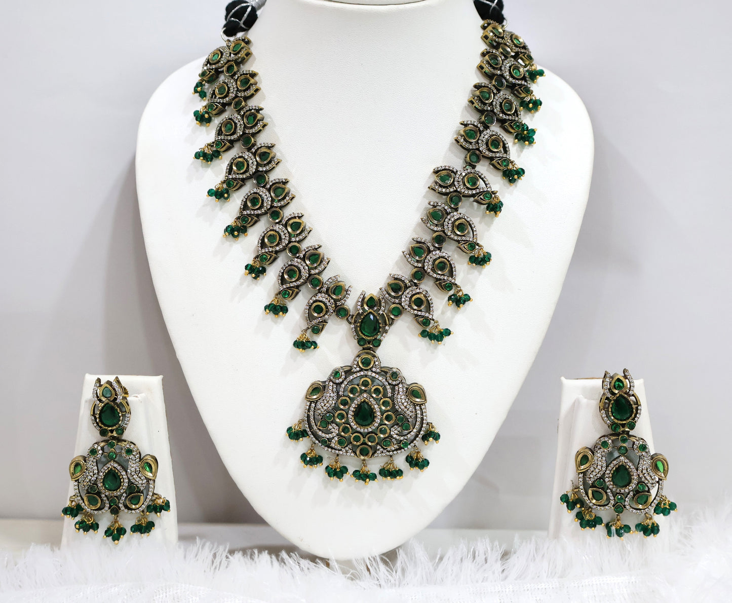 Elite Chic Jewellery Sets SIVA by Anika
