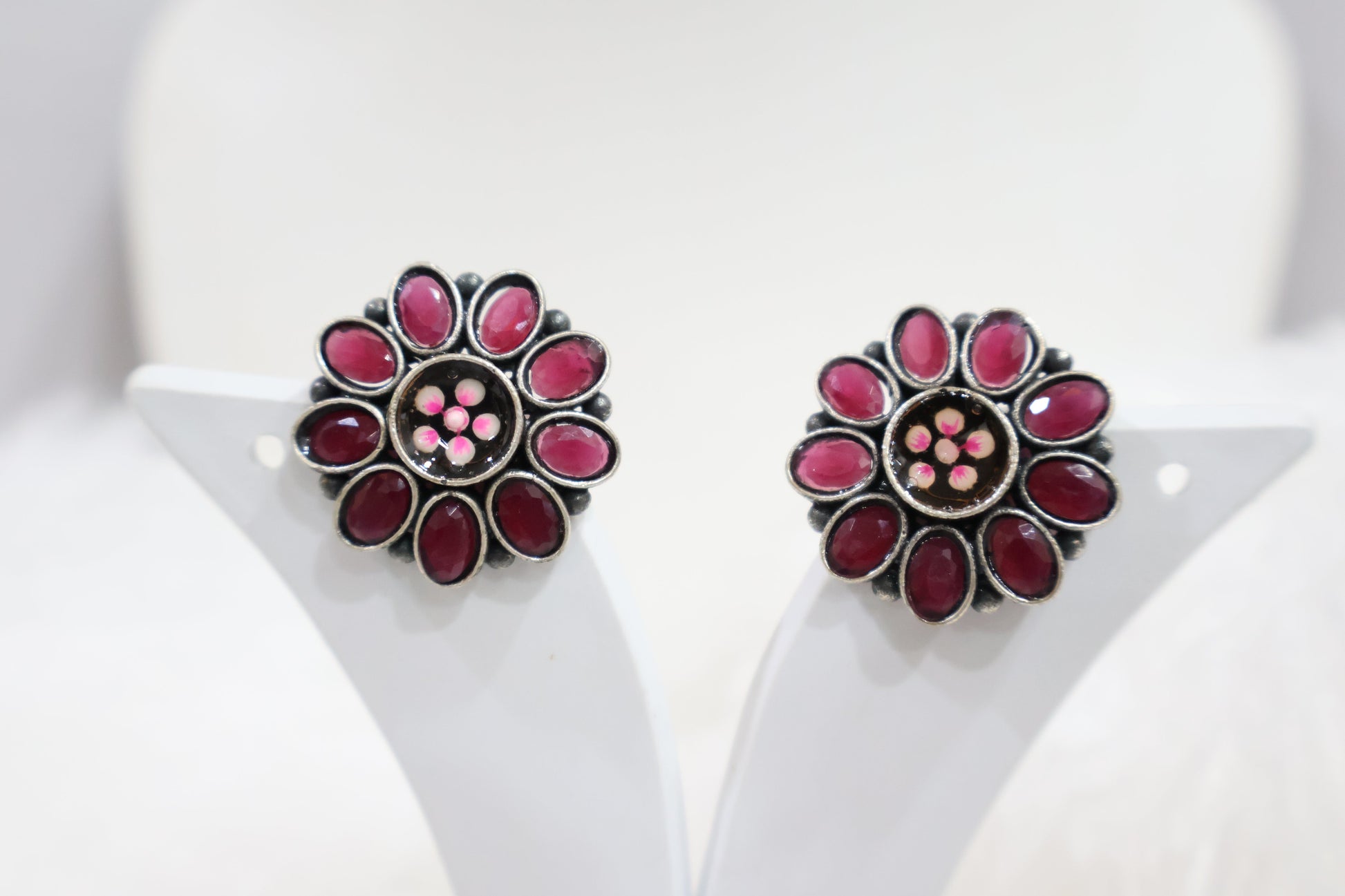 Essential Earrings & Studs SIVA by Anika
