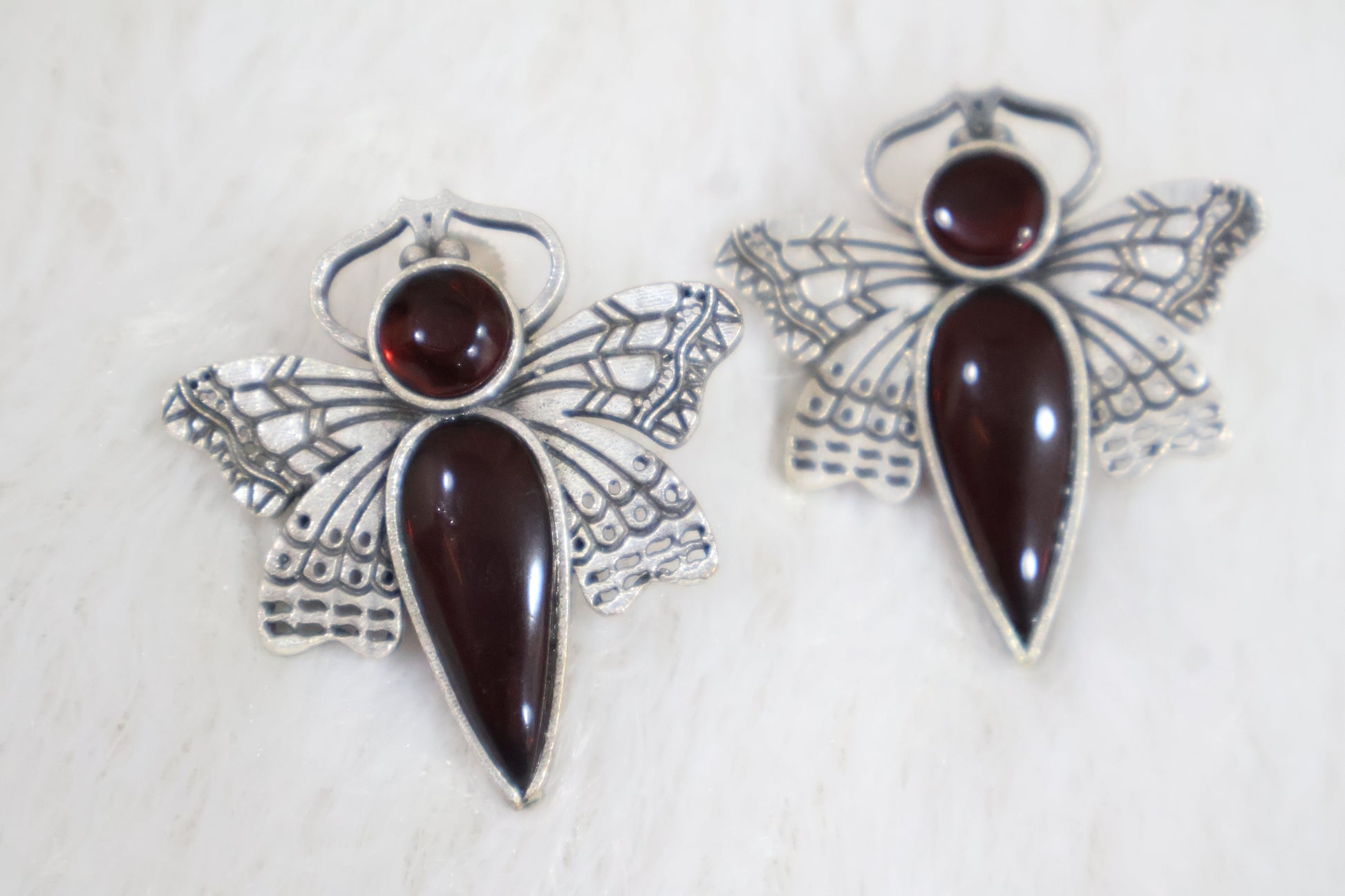 Graceful Earrings & Studs SIVA by Anika