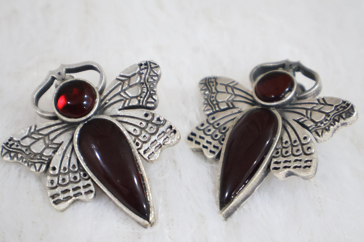Graceful Earrings & Studs SIVA by Anika