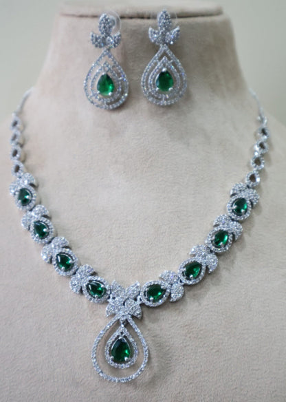 Twinkling Elegant Jewellery Sets SIVA by Anika