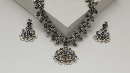 Shimmering Victorian Necklace SIVA by Anika