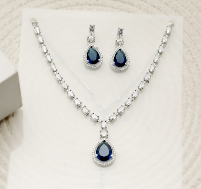 Drop Design Necklace Set SIVA by Anika